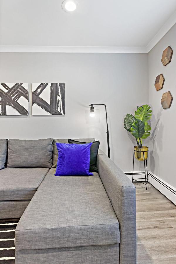 Sophisticated Studio Apartment With Modern Kitchen - Oakdale Od2 Rep Σικάγο Εξωτερικό φωτογραφία