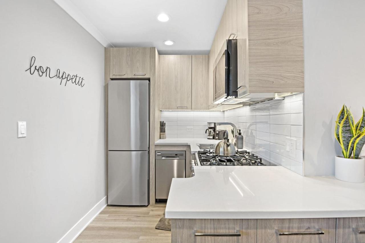 Sophisticated Studio Apartment With Modern Kitchen - Oakdale Od2 Rep Σικάγο Εξωτερικό φωτογραφία