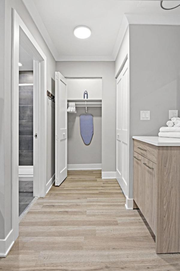 Sophisticated Studio Apartment With Modern Kitchen - Oakdale Od2 Rep Σικάγο Εξωτερικό φωτογραφία