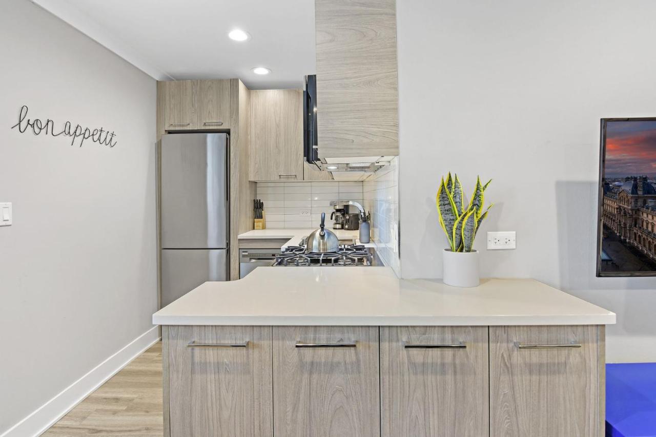 Sophisticated Studio Apartment With Modern Kitchen - Oakdale Od2 Rep Σικάγο Εξωτερικό φωτογραφία